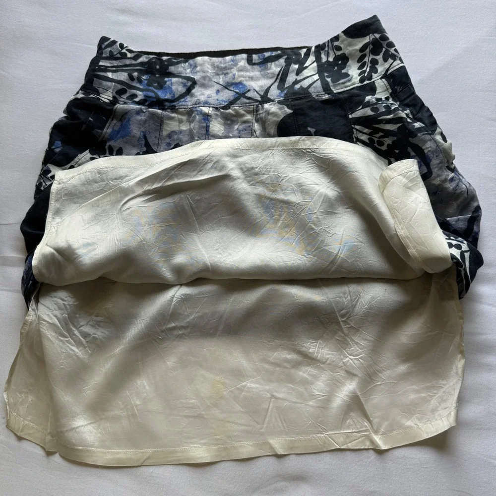 Ann Taylor Abstract Floral Pleated Mini Skirt Lined Size‎ 6 Side Pockets